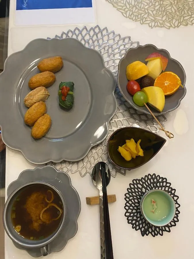Garosugil Homestay - Female Only 0*, Seoul